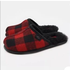 UGG Australia Men’s Scuff Plaid Slipper size 10